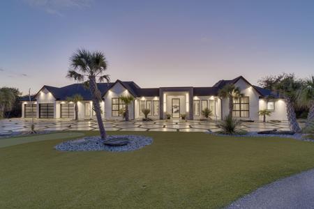 10039 Crestridge Drive