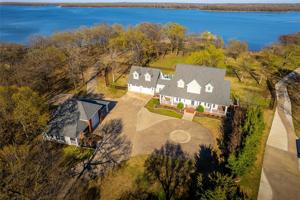 201 Private Road 5985