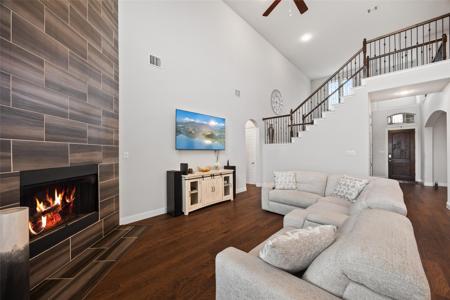 2212 Brooks Trail