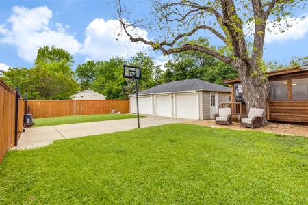 649 Northlake Drive
