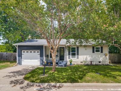 406 N Alamo Road