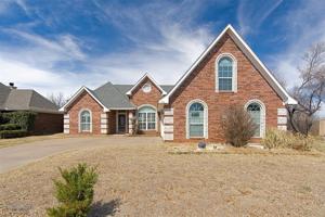 1810 Moonlight Drive