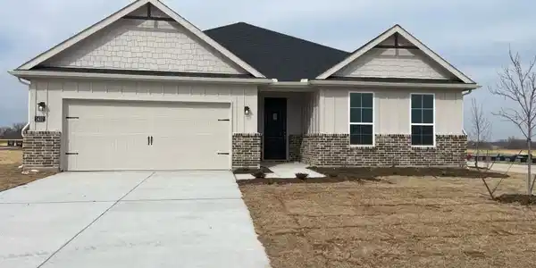 1437 Whitetail Lane