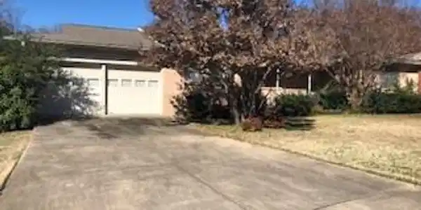 6220 Rocky Point Trail