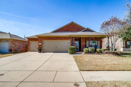 5843 Candlelight Lane
