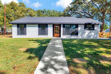 56 Crappie Crescent Road