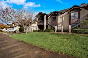 27100 Meadowmore Court