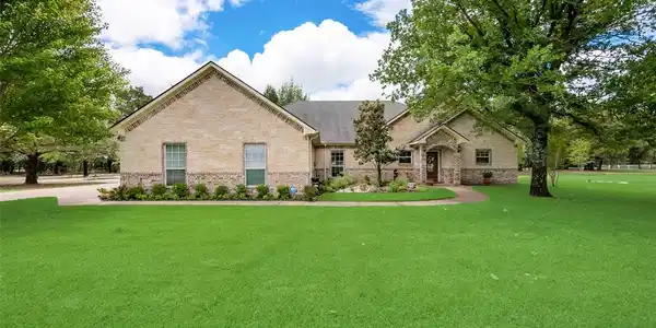 227 Jackson Circle