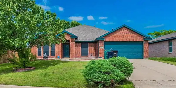2600 Ensenada Lane
