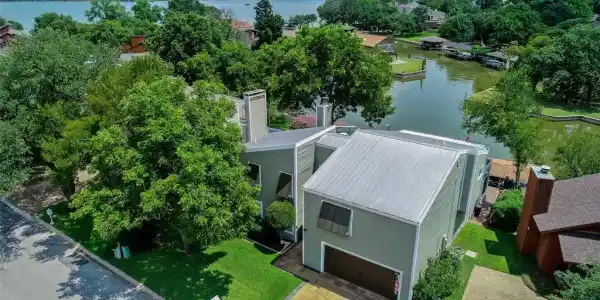 524 Harbor Drive