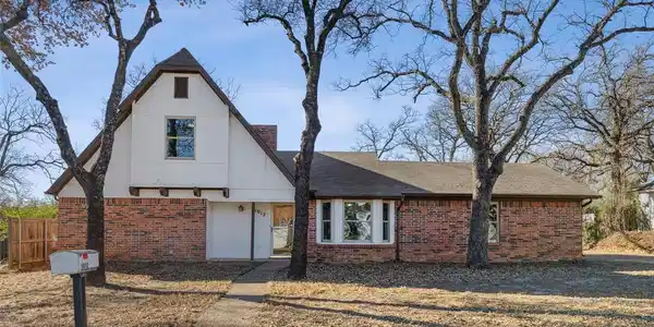 1012 Oak Ridge Drive