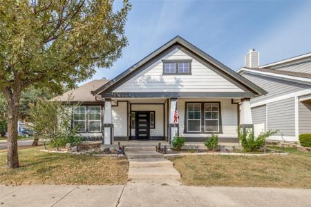 1005 Live Oak Drive
