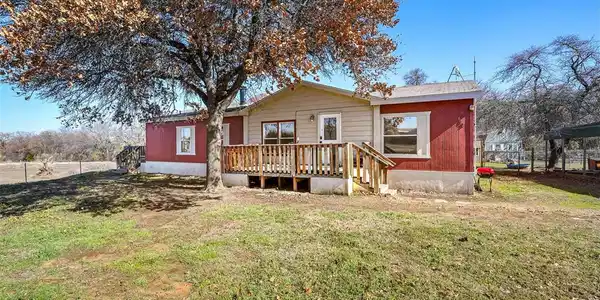402 Briar Oaks Lane