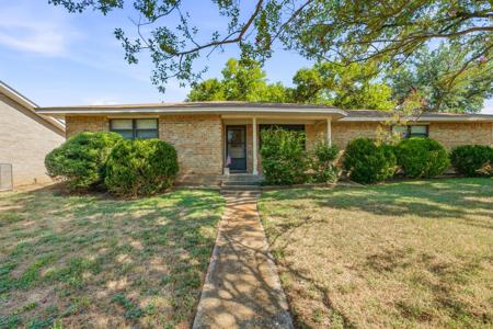 904 Spanish Trail Drive