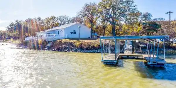290 Breezy Point