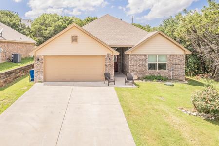 2614 Creek Drive