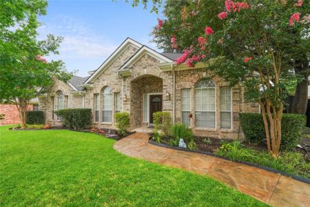 2413 Shorewood Court