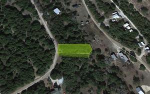3211 Lakeside Drive
