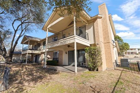 4902 Walnut Place Court