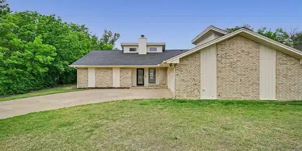 7755 Grassland Court