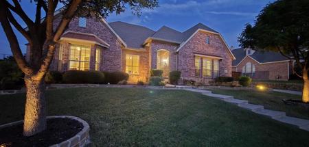 6044 Larkspur Lane