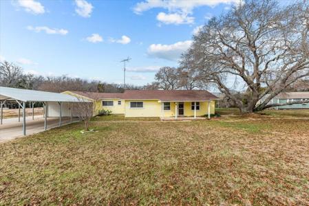 334 County Road 1296