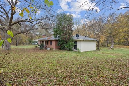 8668 City Lake Road