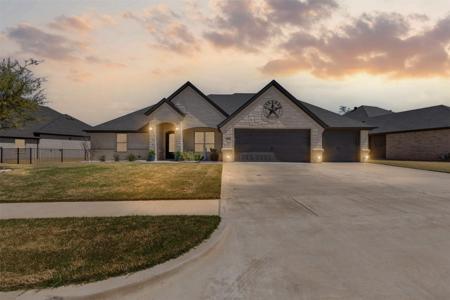 2080 Spieth Street