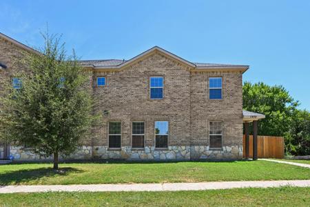 1970 Timber Oaks Drive
