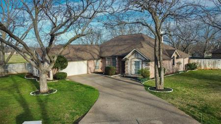 9113 Hanging Moss Drive