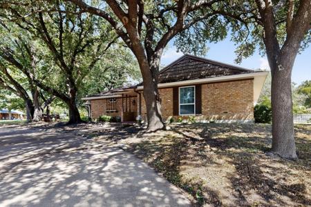 404 Westway Drive