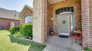 3042 Wren Lane