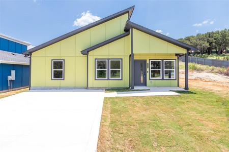 1011 Indian Drive