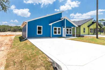 1013 Indian Drive
