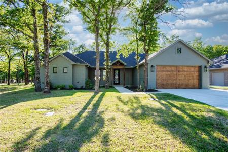 213 Colonial Drive