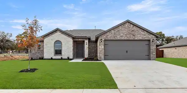 409 Falcon Way