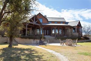 1015 Cardinal Cove