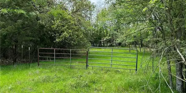 00 Hickory Loop Road