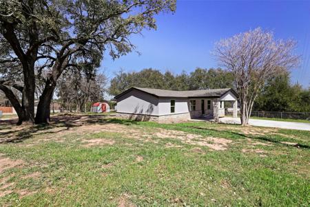 3200 Crystal Court