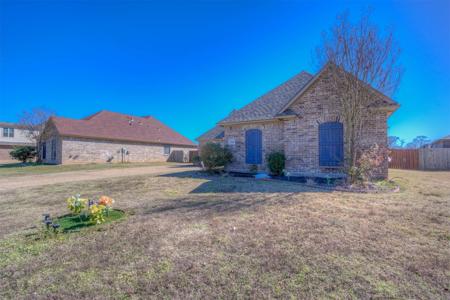 234 Arrowhead Drive