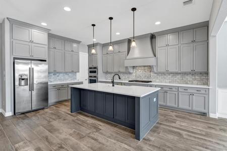 2526 Vineyard Drive