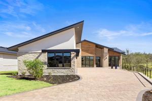 319 Azalea Court