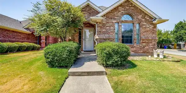 647 Stribling Circle