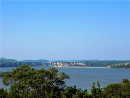 701 Eagle Point