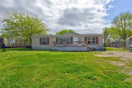 269 E Golden Oaks Drive