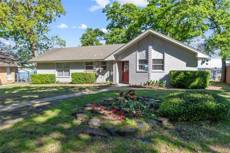 257 Lakeview Drive