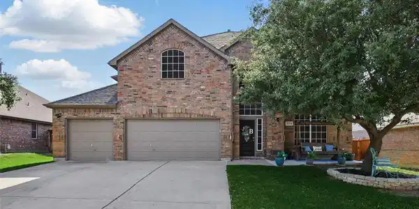 7113 Sundance Lane