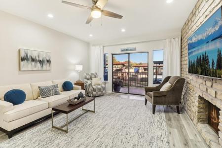 401 E Pearl Street
