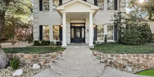 56 Harbour Point Circle