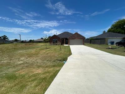 905 Harbor Point Road